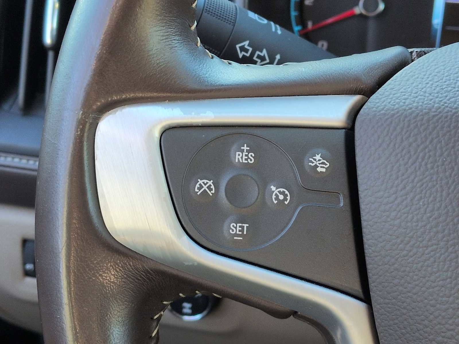 Used 2017 GMC Canyon SLT w/ Driver Alert Package image 24