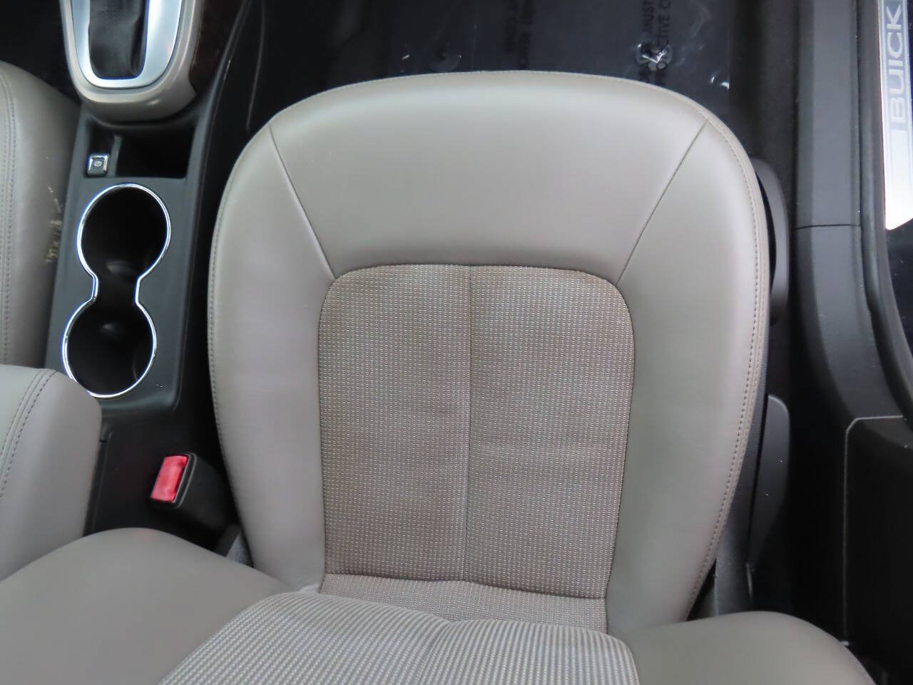 Used 2013 Buick Verano FWD image 41