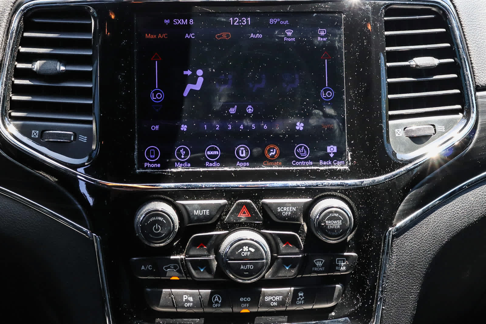Used 2019 Jeep Grand Cherokee Limited RWD image 21