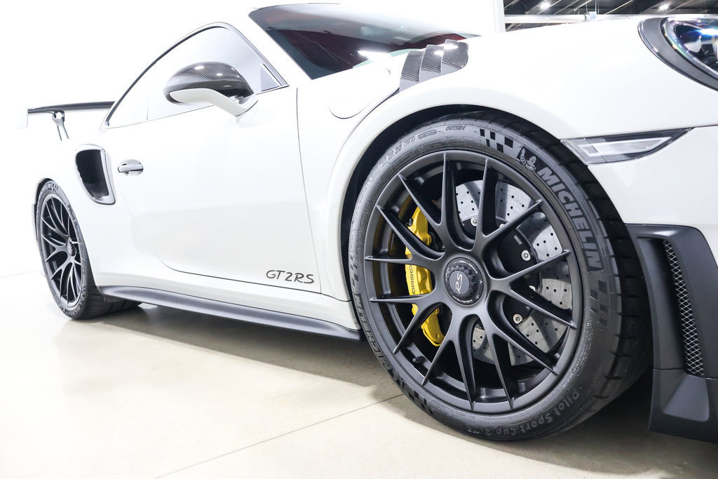 Used 2018 Porsche 911 GT2 RS w/ Weissach Package RWD image 23
