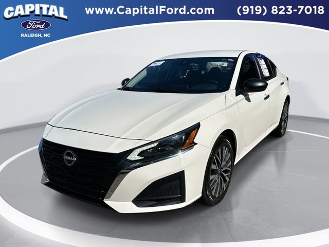 Used 2025 Nissan Altima 2.5 SV