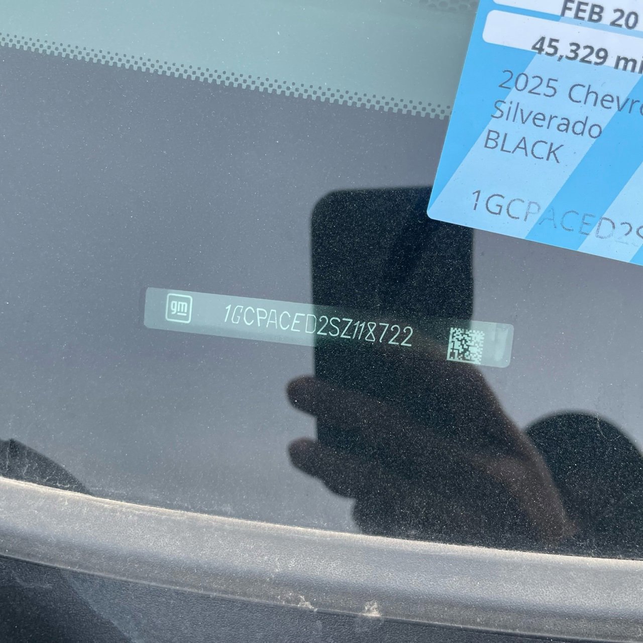 Used 2025 Chevrolet Silverado 1500 LT image 3