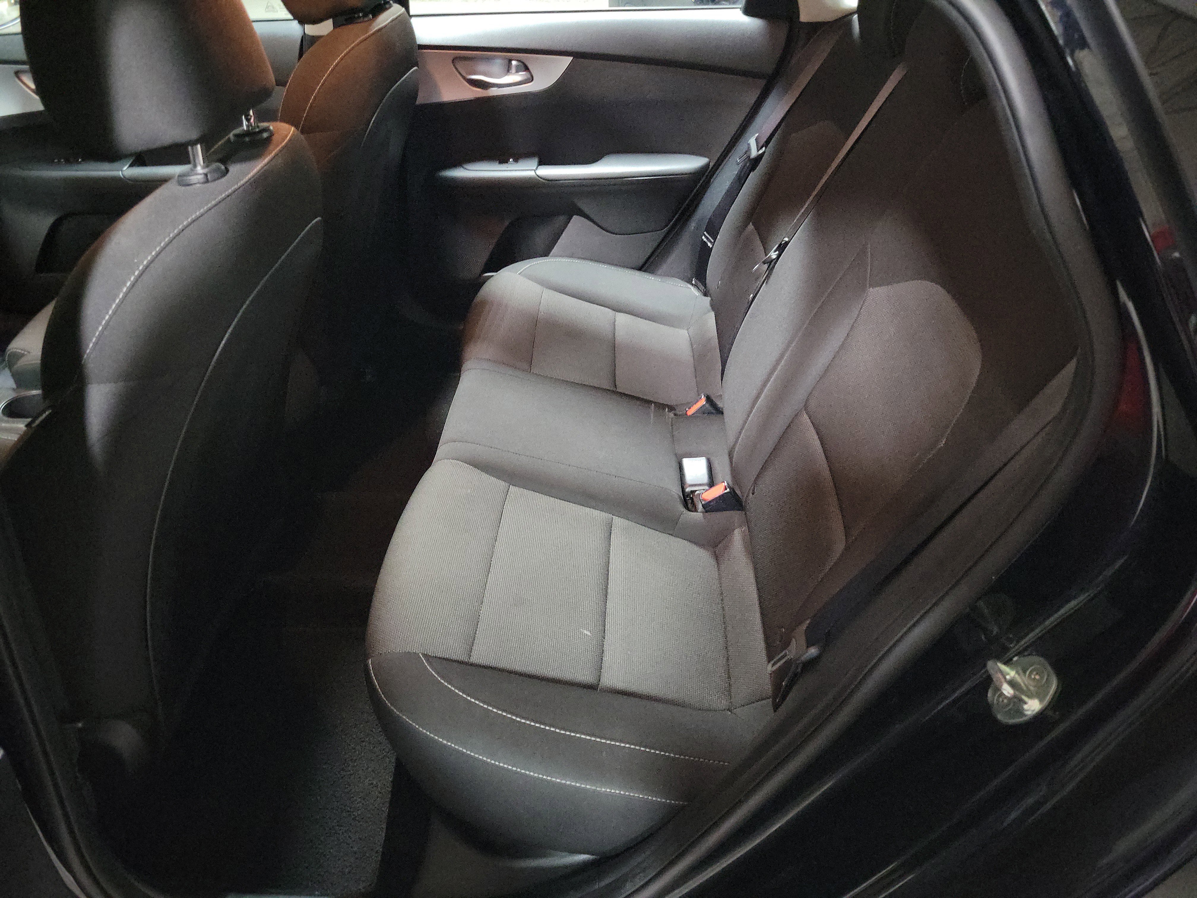 Used 2023 Kia Forte LXS image 10