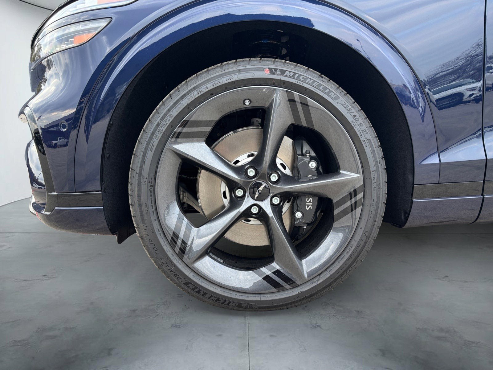 New 2026 Genesis GV70 2.5T Sport Prestige AWD/4WD image 14