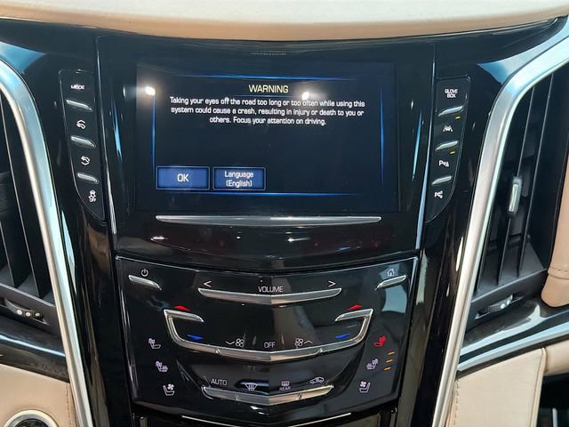 Used 2019 Cadillac Escalade Platinum image 29