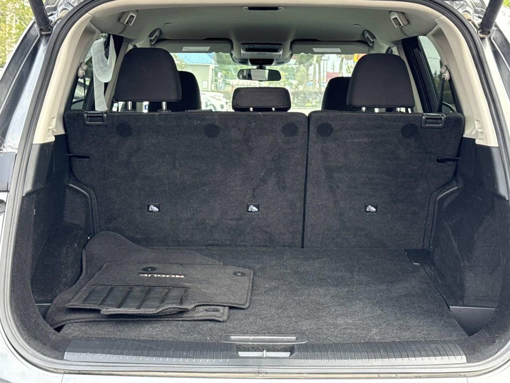 Certified 2024 Nissan Rogue SV FWD image 12