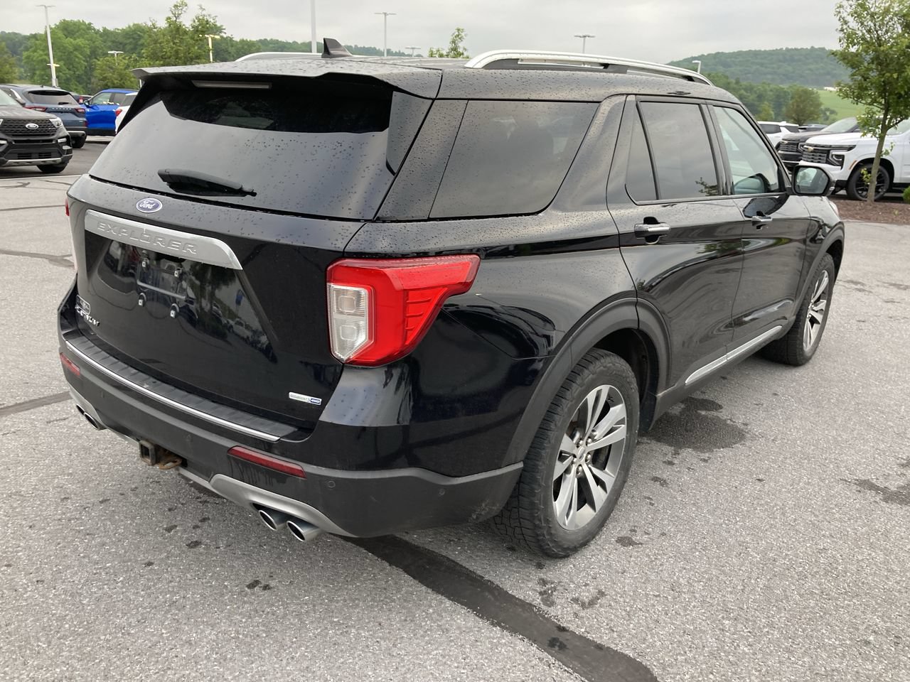 Used 2020 Ford Explorer Platinum w/ Premium Technology Package AWD/4WD image 7