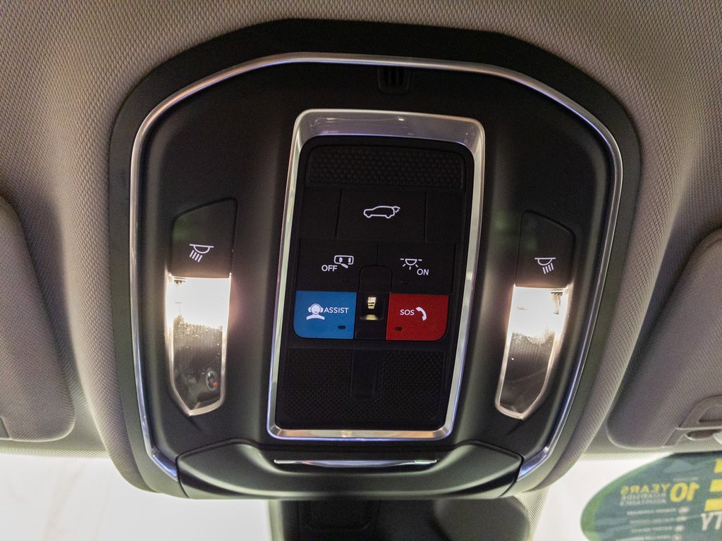 Used 2021 Jeep Grand Cherokee L Limited image 30