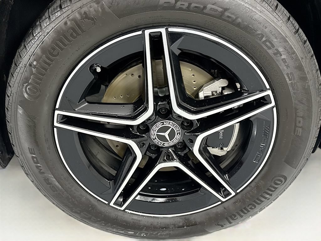 Certified 2024 Mercedes-Benz GLB 250 image 34