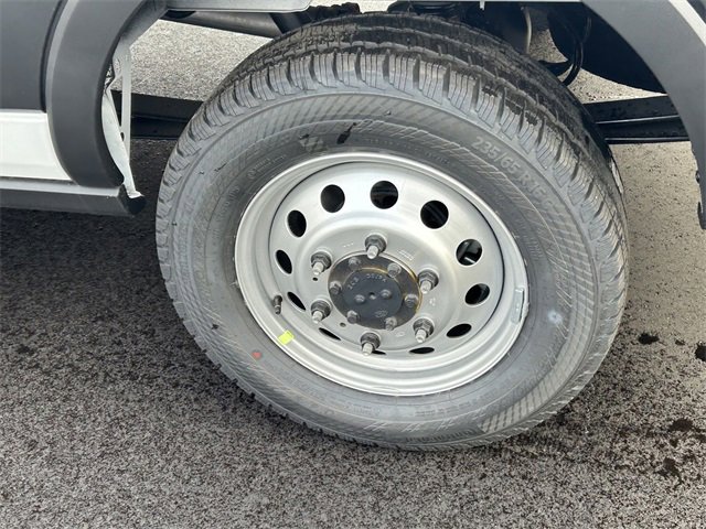 New 2024 Ford Transit 150 148 Medium Roof AWD w/ Load Area Protection Package image 7