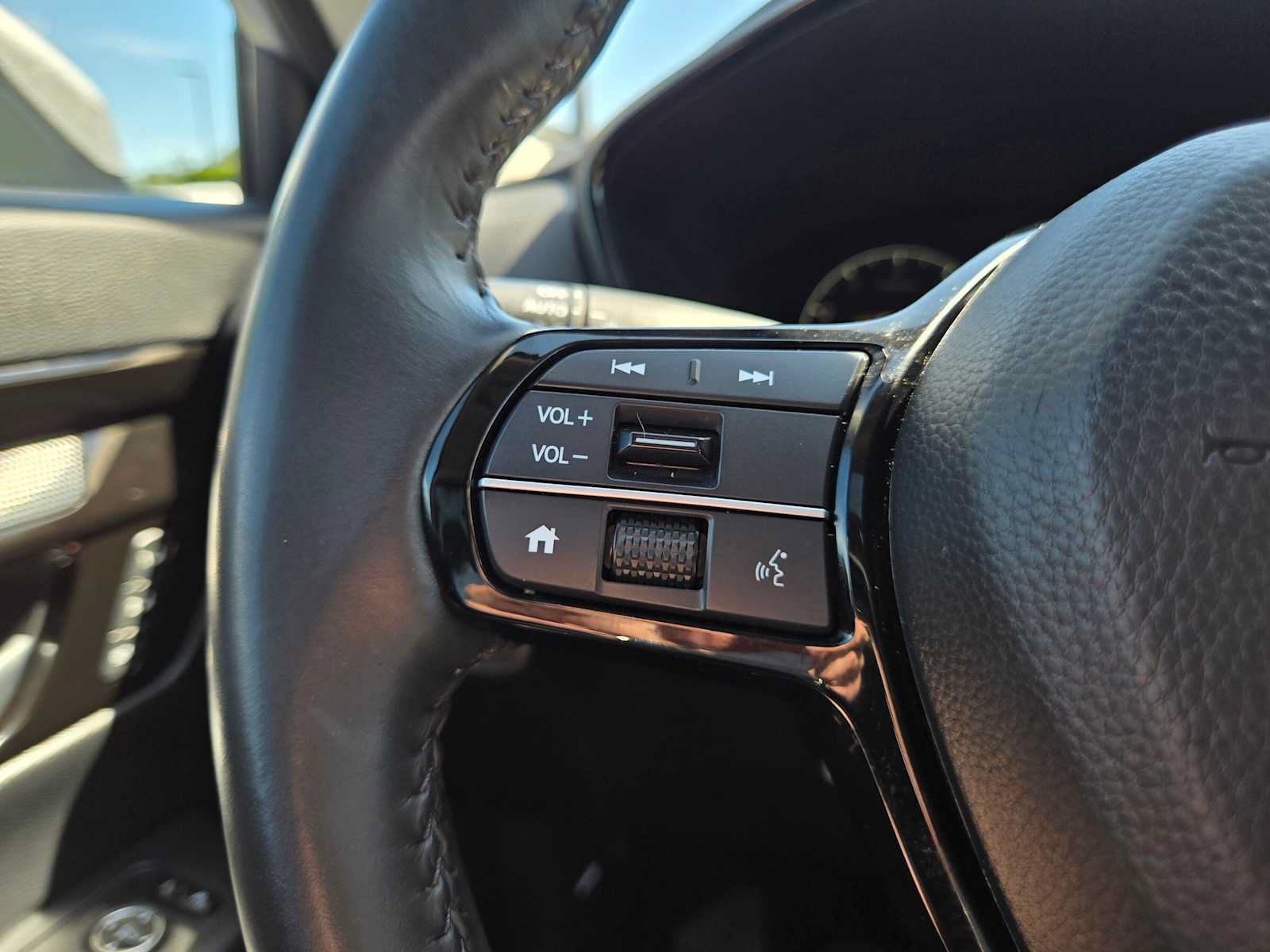Used 2023 Honda CR-V EX-L image 32