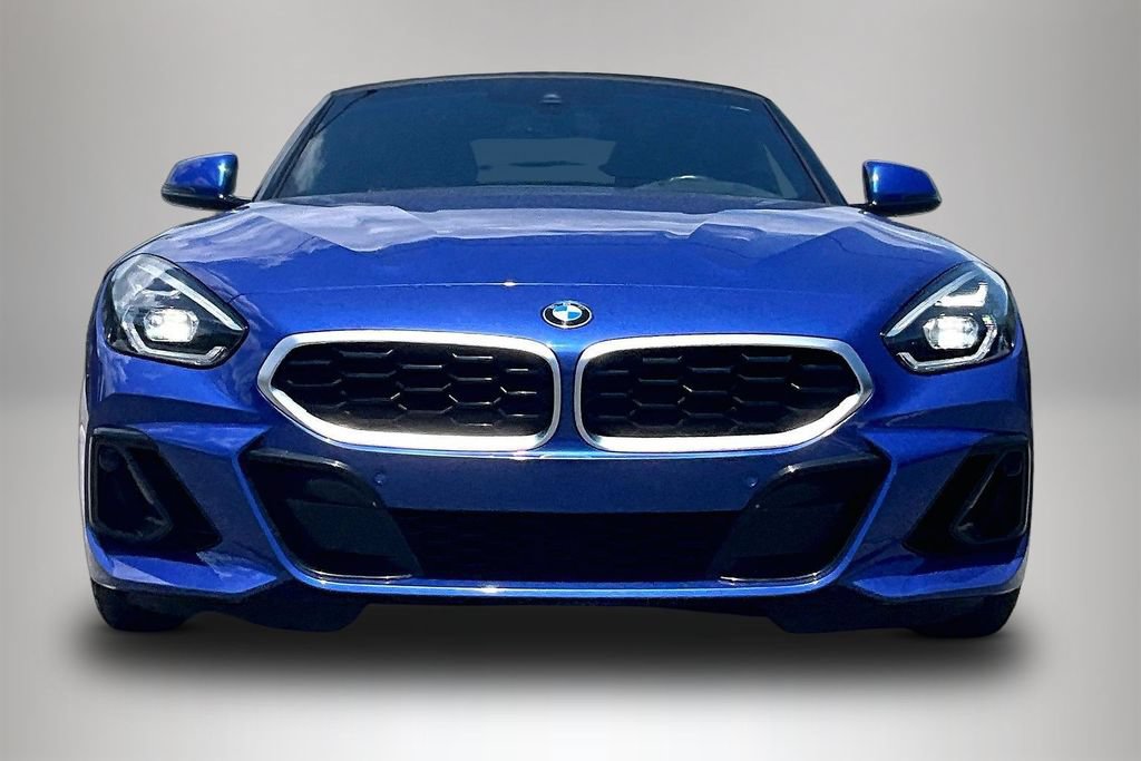 Used 2025 BMW Z4 sDrive30i RWD image 3