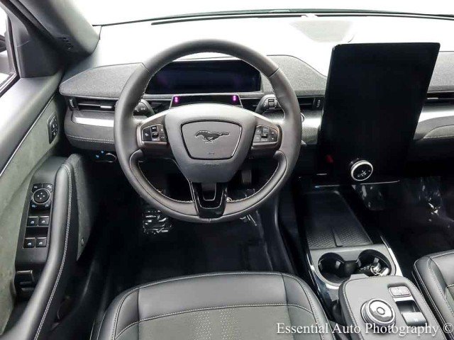 Used 2022 Ford Mustang Mach-E GT w/ GT Performance Edition AWD/4WD image 16