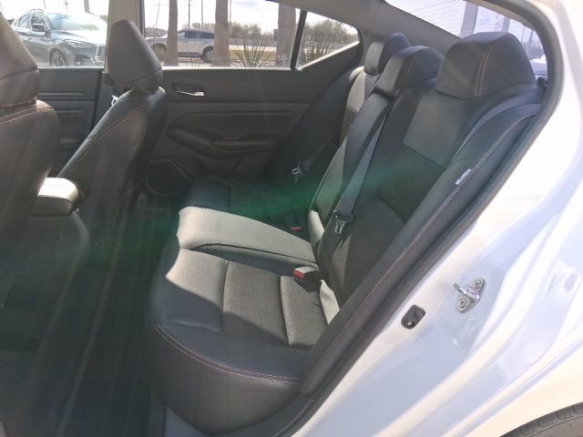 Used 2022 Nissan Altima 2.0 SR image 22