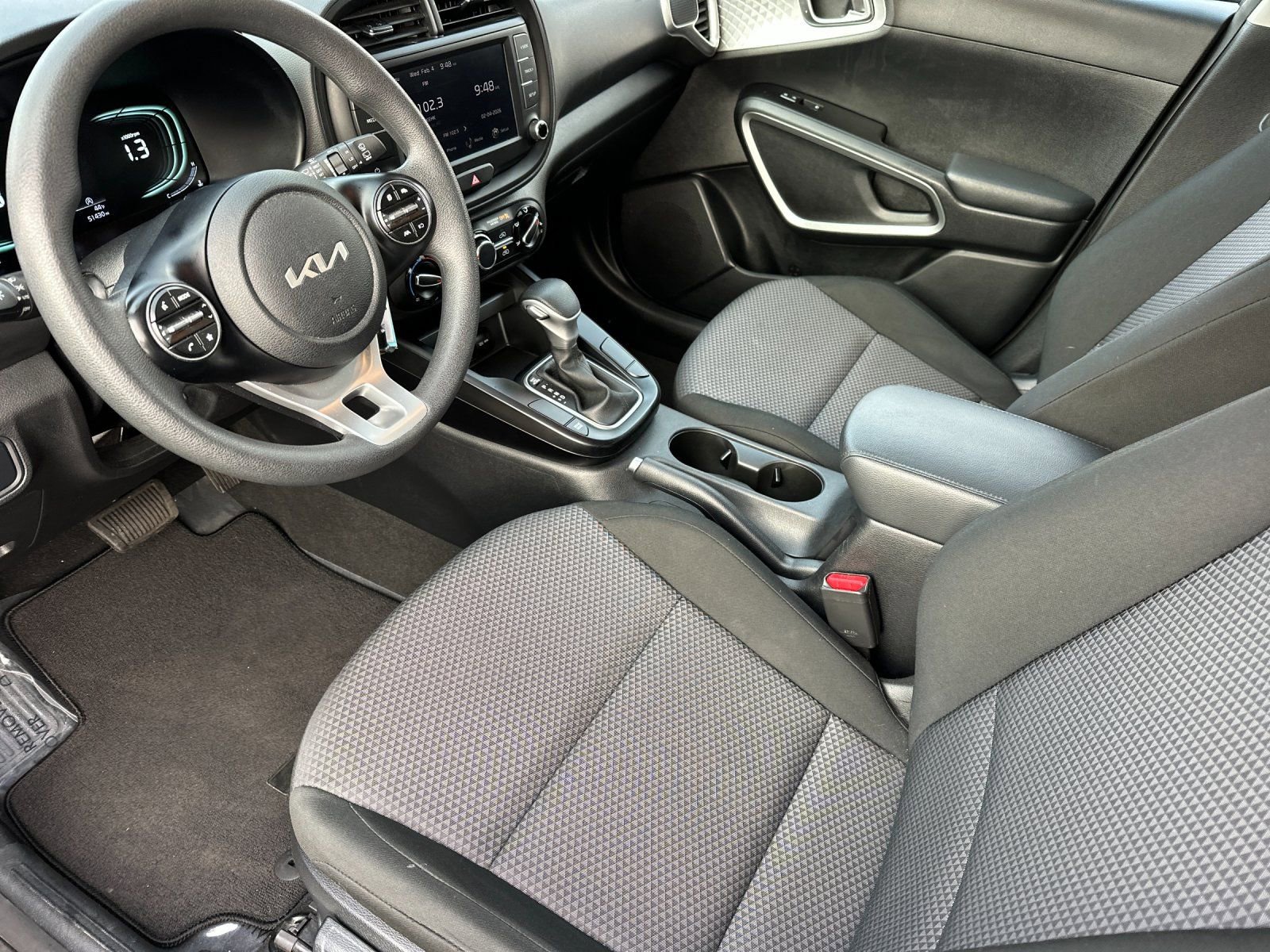 Used 2024 Kia Soul LX w/ Option Group 015 image 10