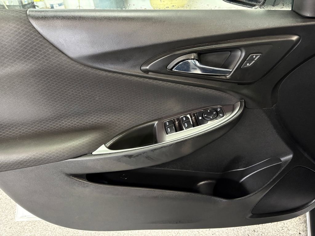 Used 2021 Chevrolet Malibu RS w/ LPO, Convenience Package 1 image 12