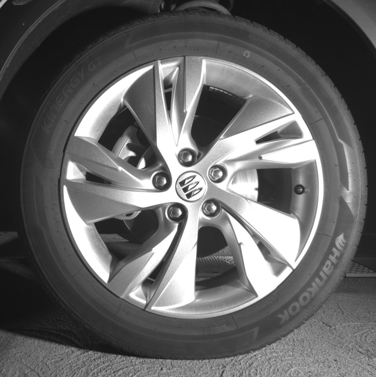 Used 2025 Buick Encore GX Preferred AWD/4WD image 12