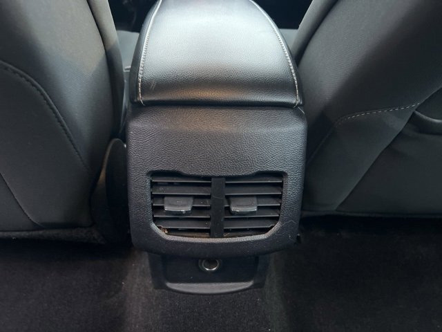 Used 2020 Ford Fusion SE image 17