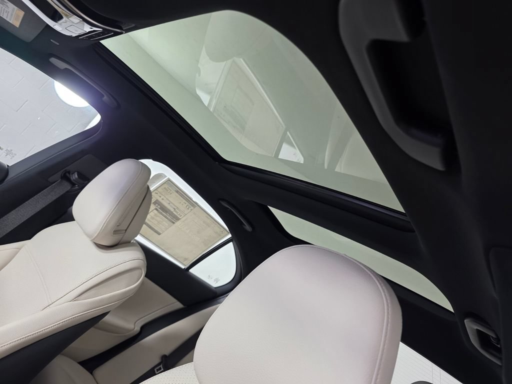 New 2026 Mercedes-Benz C 300 4MATIC Sedan image 9