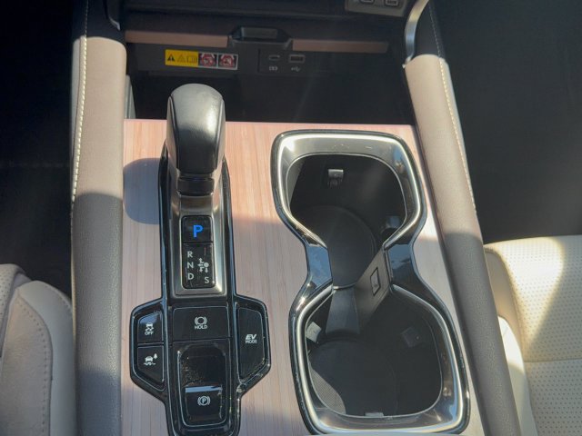 Used 2023 Lexus RX 350 w/ Accessory Package (2T) AWD/4WD image 23