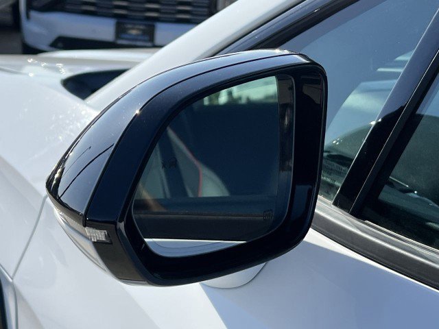 Used 2024 Chevrolet Blazer EV RS image 18