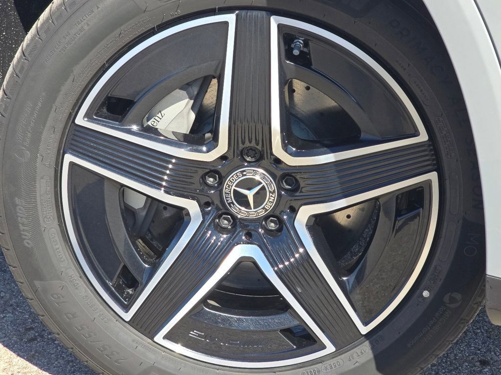 New 2026 Mercedes-Benz GLC 300 4MATIC image 11
