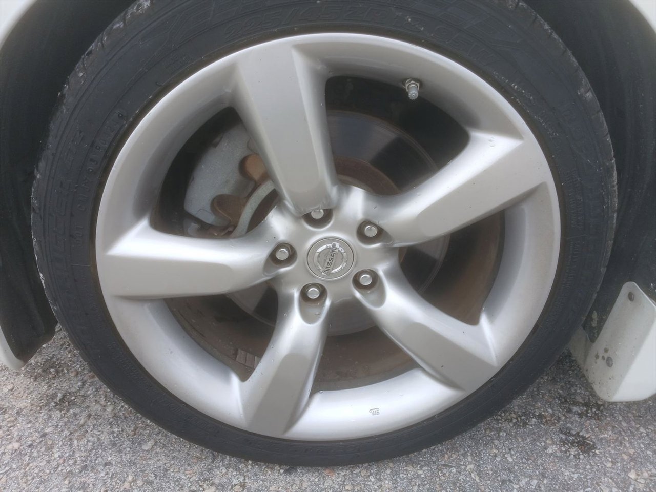 Used 2006 Nissan 350Z Enthusiast w/ (N93) Cargo Convenience Pkg image 35