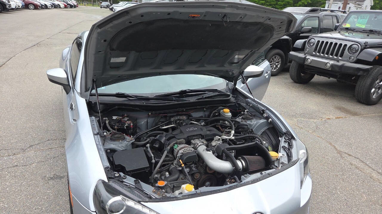 Used 2015 Scion FR-S RWD image 43