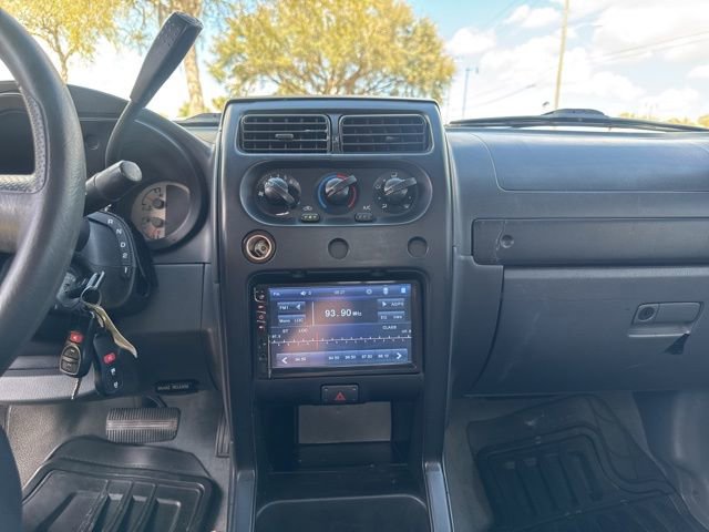 Used 2004 Nissan Frontier XE w/ (VTP) Value Truck Pkg image 21