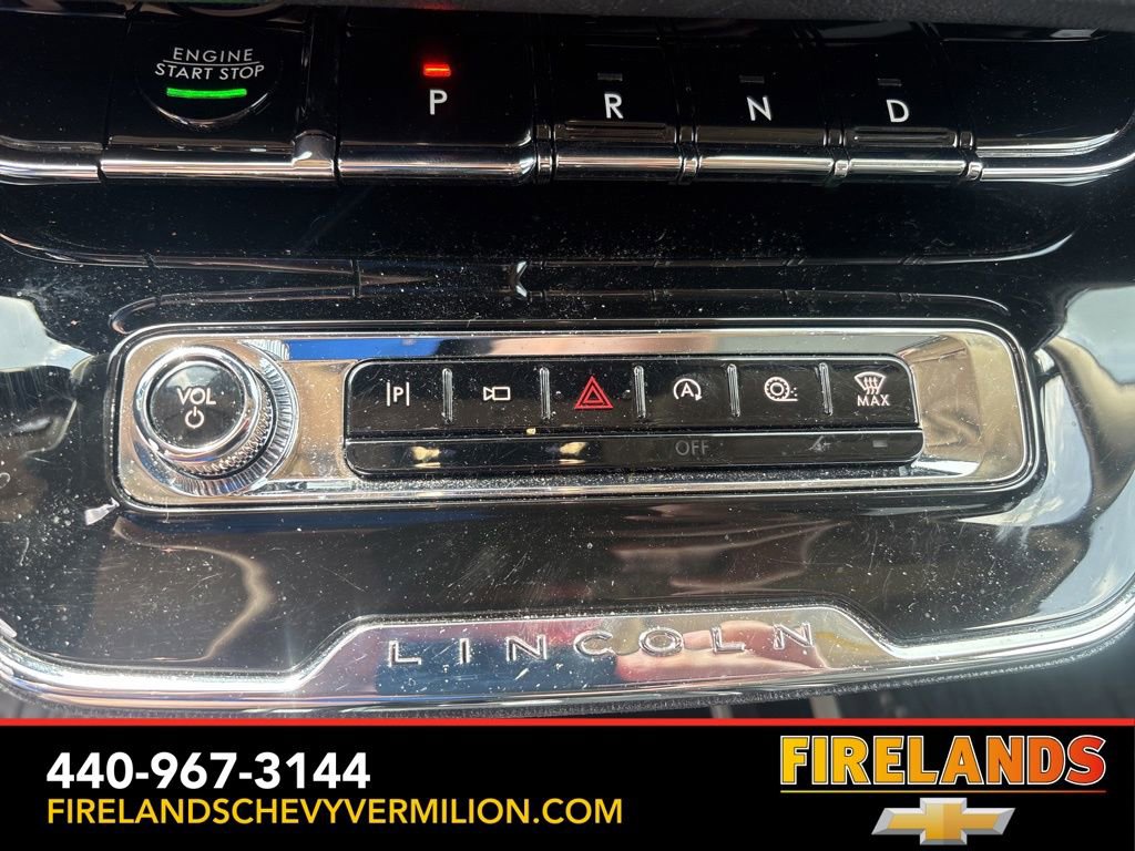 Used 2024 Lincoln Corsair AWD image 21