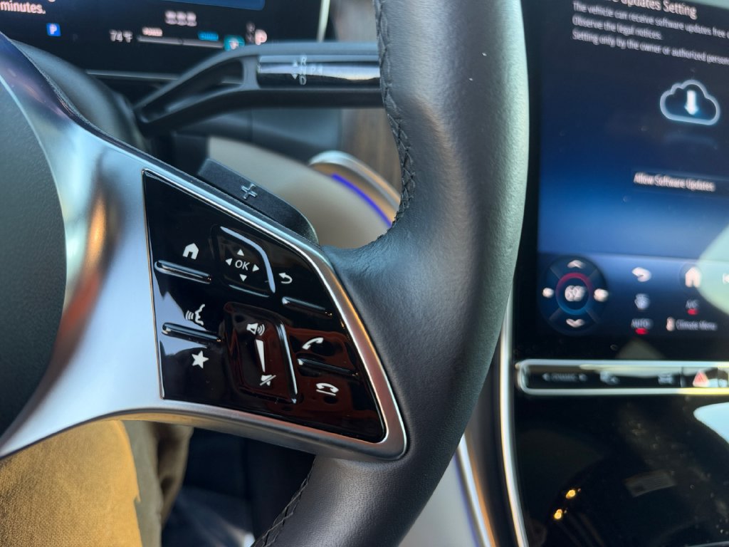 Certified 2025 Mercedes-Benz GLC 300 image 19