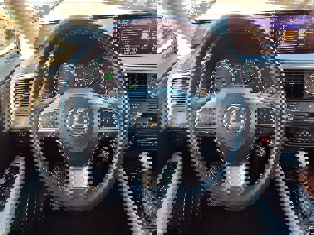 Used 2019 Lexus RX 450hL Premium w/ Premium Package image 14