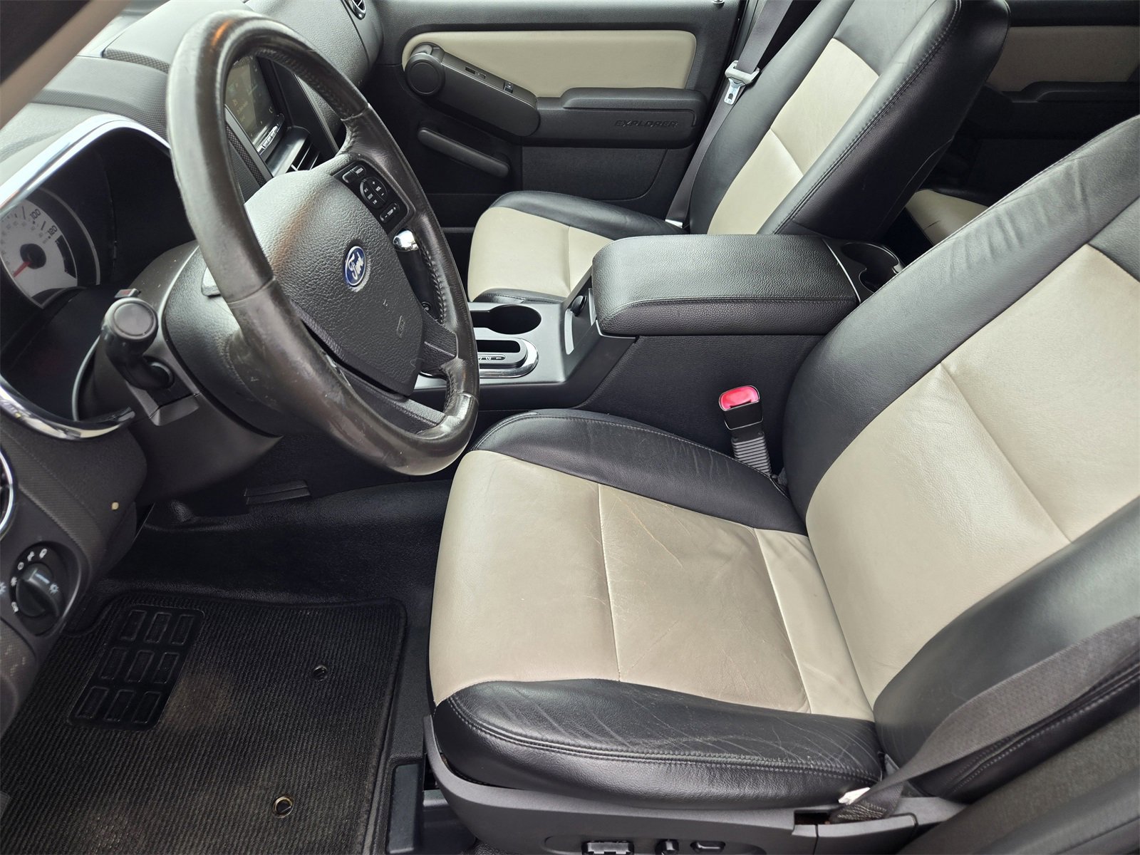 Used 2007 Ford Explorer Sport Trac Limited image 12