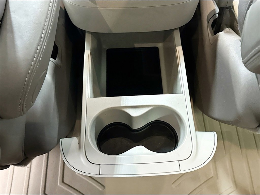 Used 2019 Chrysler Pacifica Touring-L Plus image 26