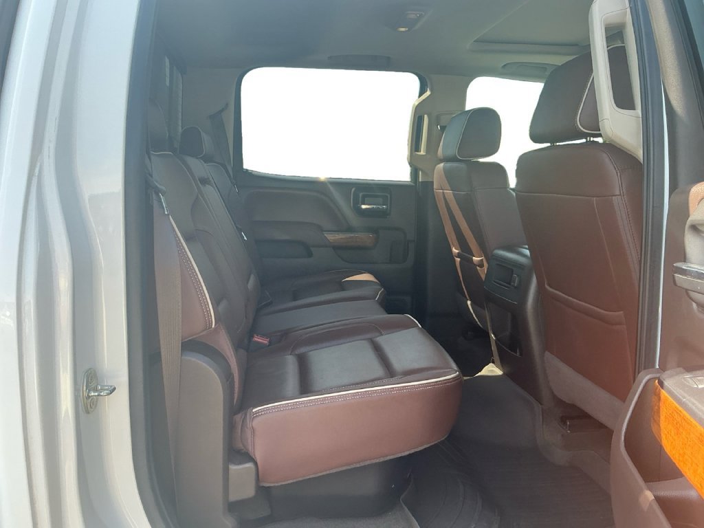 Used 2016 Chevrolet Silverado 2500 High Country w/ High Country Premium Package AWD/4WD image 23