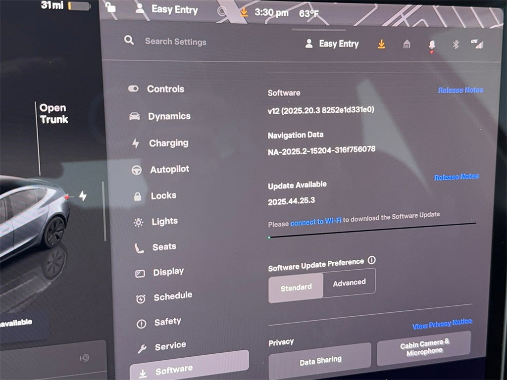 Used 2023 Tesla Model 3 Standard Range image 28