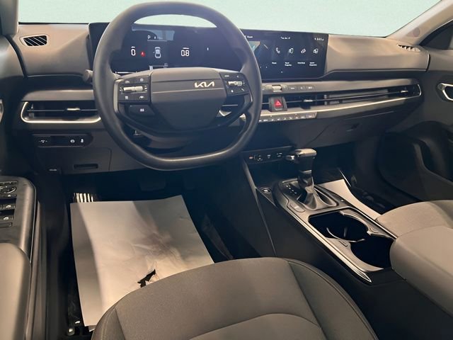 Used 2025 Kia K4 LXS FWD image 17