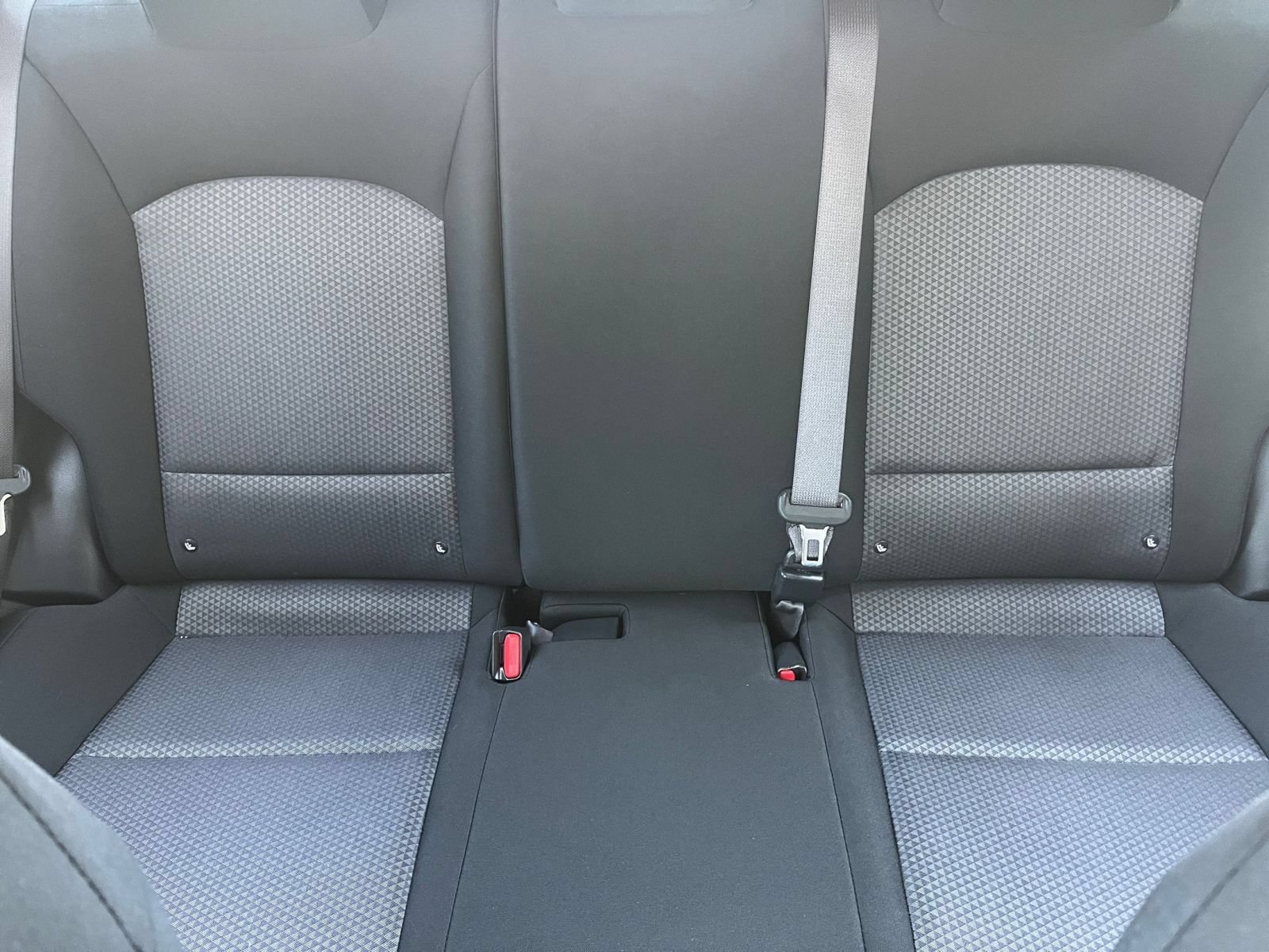 Used 2025 Kia Soul LX w/ LX Technology Package FWD image 38