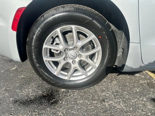 New 2026 Chrysler Pacifica Select image 14