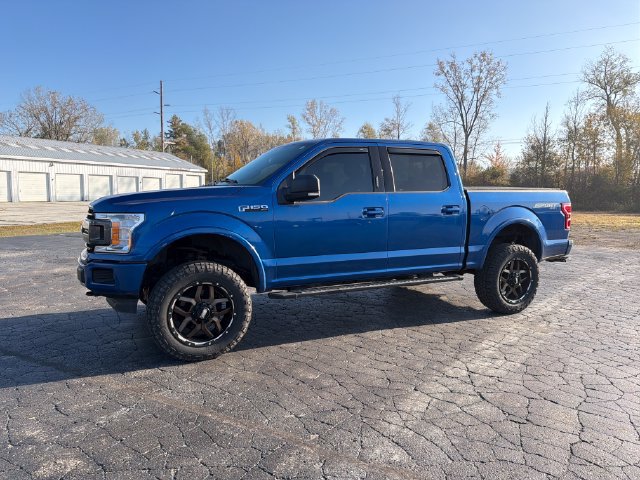 Used 2018 Ford F150 XLT w/ Equipment Group 302A Luxury AWD/4WD image 2