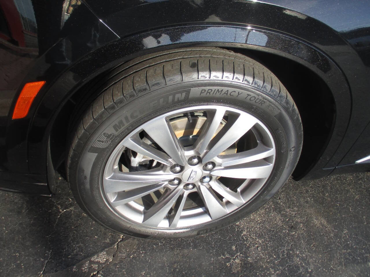 Used 2021 Cadillac XT6 Premium Luxury image 43