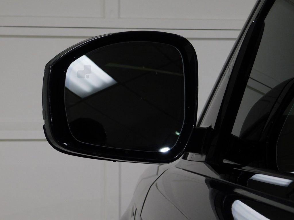 Used 2014 Land Rover Range Rover Sport HSE image 26