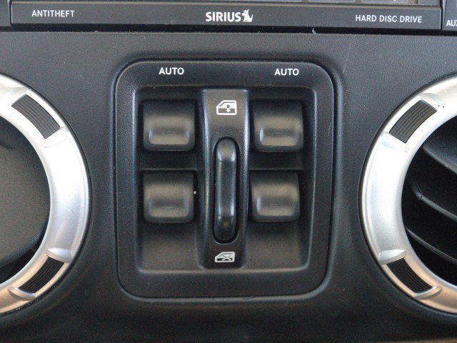 Used 2014 Jeep Wrangler Unlimited Sahara w/ Connectivity Group AWD/4WD image 20