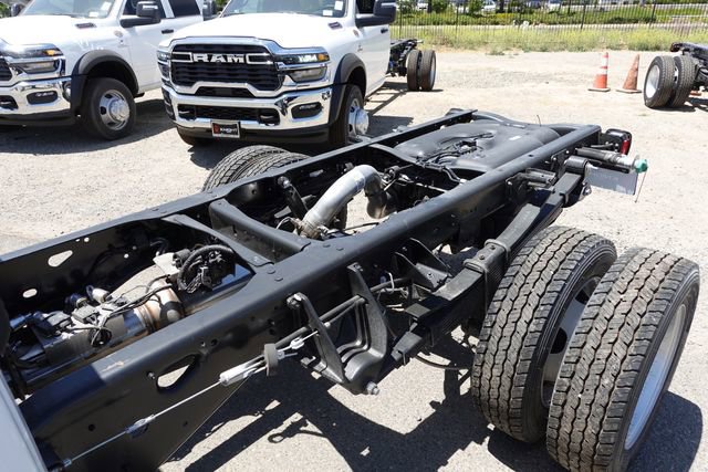 New 2025 RAM 5500 Tradesman image 28