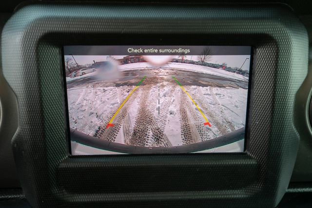 Used 2022 Jeep Wrangler Sport S image 30