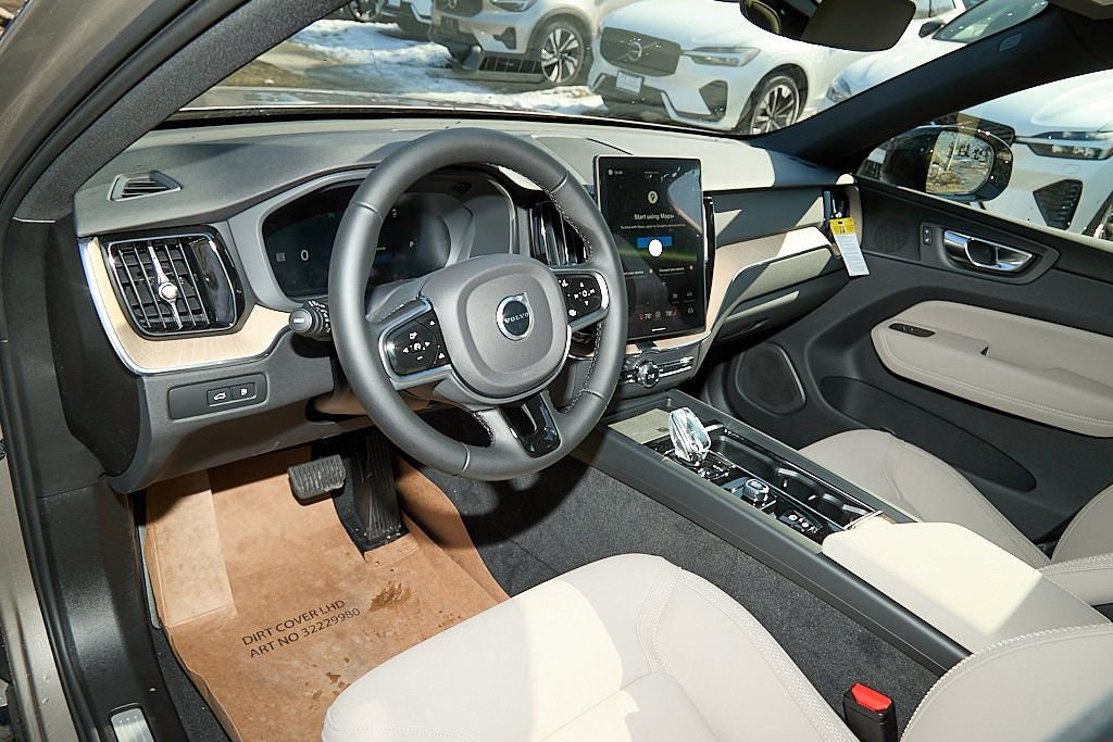 New 2026 Volvo XC60 T8 Plus w/ Protection Package Premier image 12