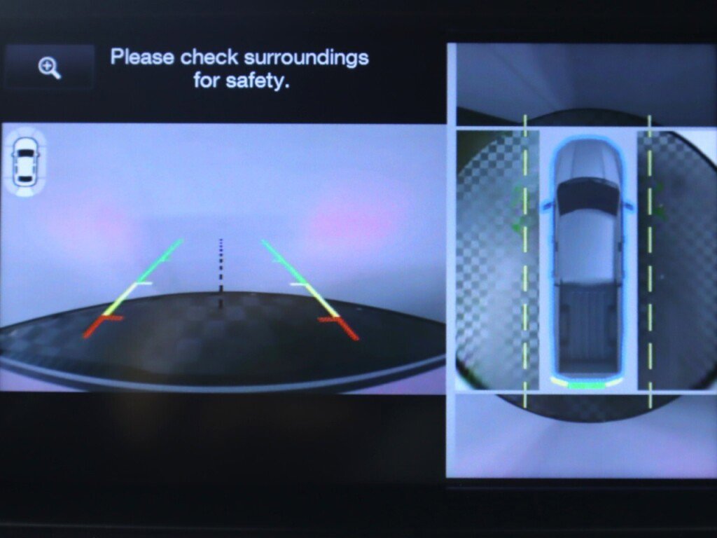 Used 2015 Ford F150 Platinum w/ Equipment Group 701A Luxury image 24