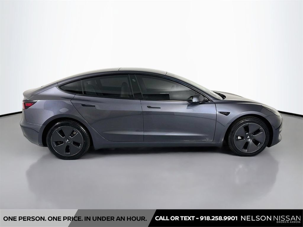 Used 2023 Tesla Model 3 Standard Range RWD image 4