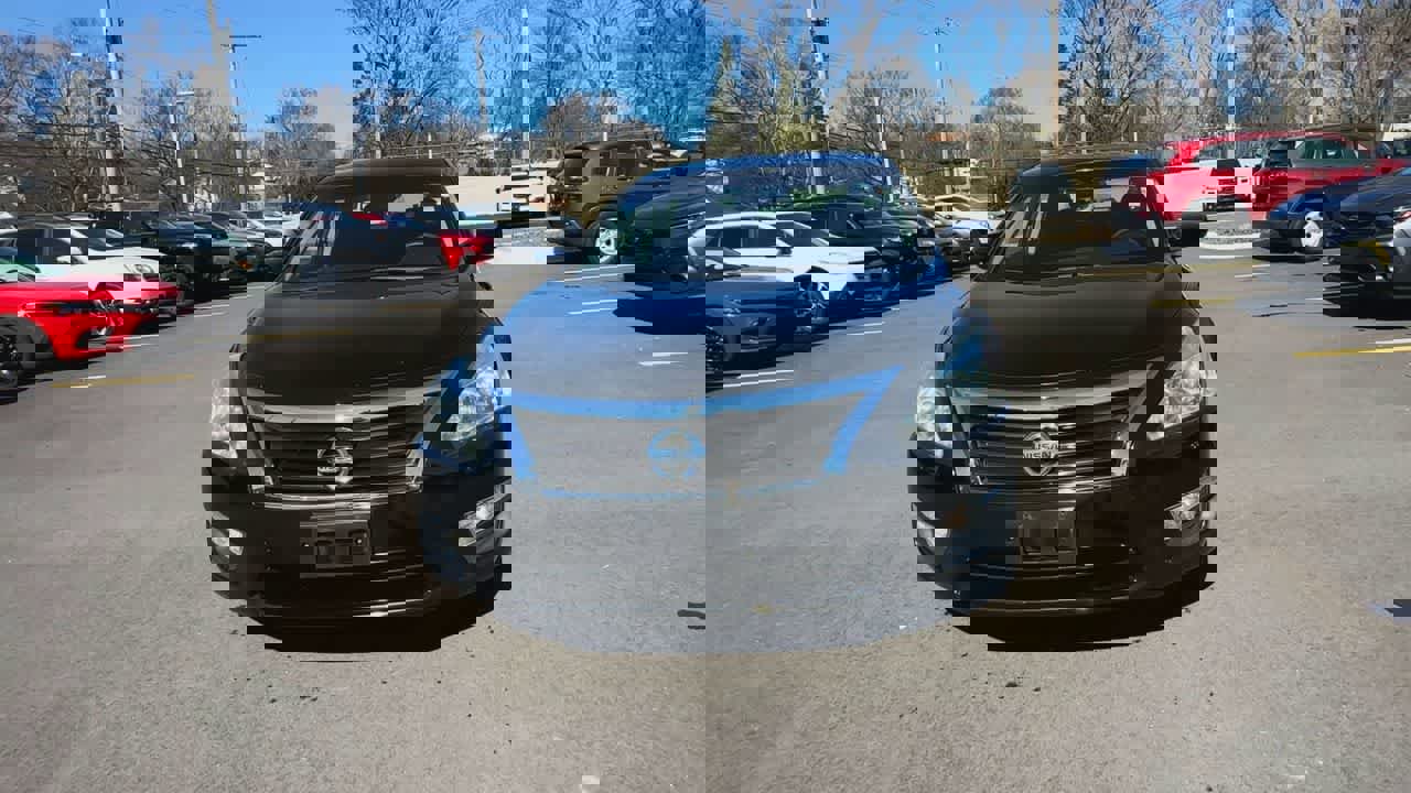 Used 2014 Nissan Altima 2.5 S w/ Display Audio Package image 3