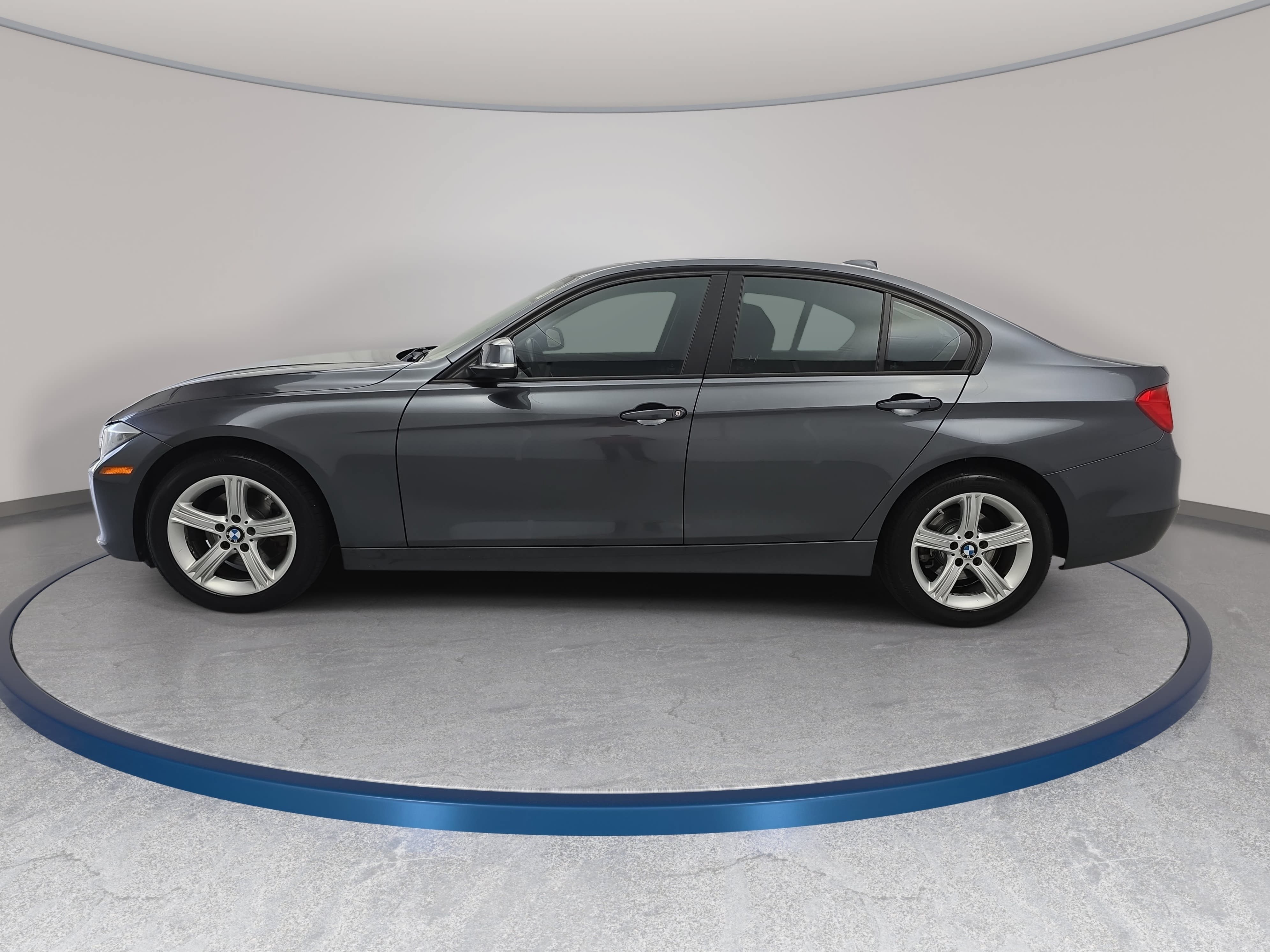 Used 2015 BMW 328i xDrive Sedan AWD/4WD image 8